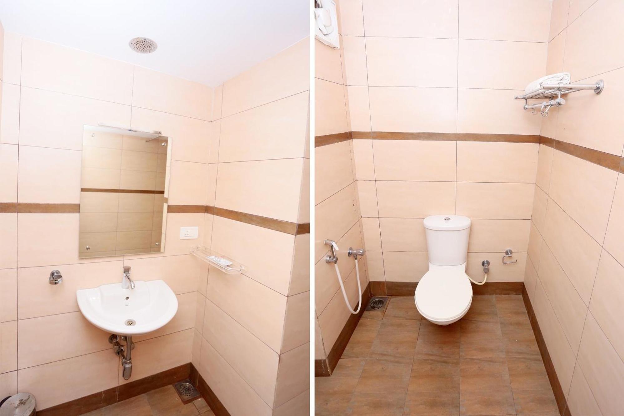 ホテル Super Townhouse Dona Castle コッラム エクステリア 写真